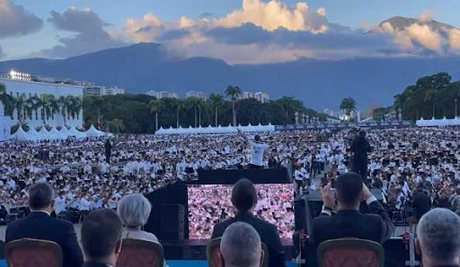 Guinness Record: Venezuela sets world record for largest orchestra