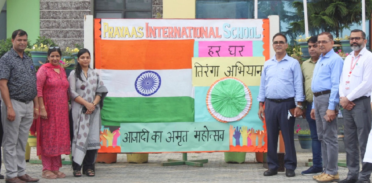 Sonipat: SDM Surendra Doon started the Tricolor campaign at Har Ghar from Prayas International School