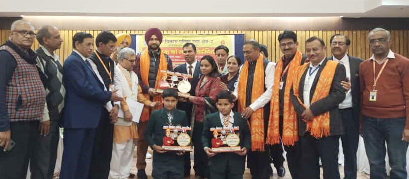 Sonepat: Navjyoti team stood first in the regional Know India competition