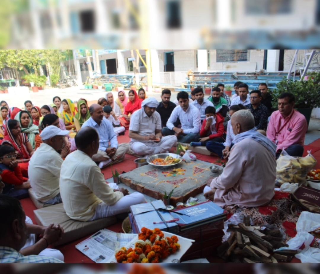 Sonepat: New session started by Havan in Kalpana Chawla Vidyapith
