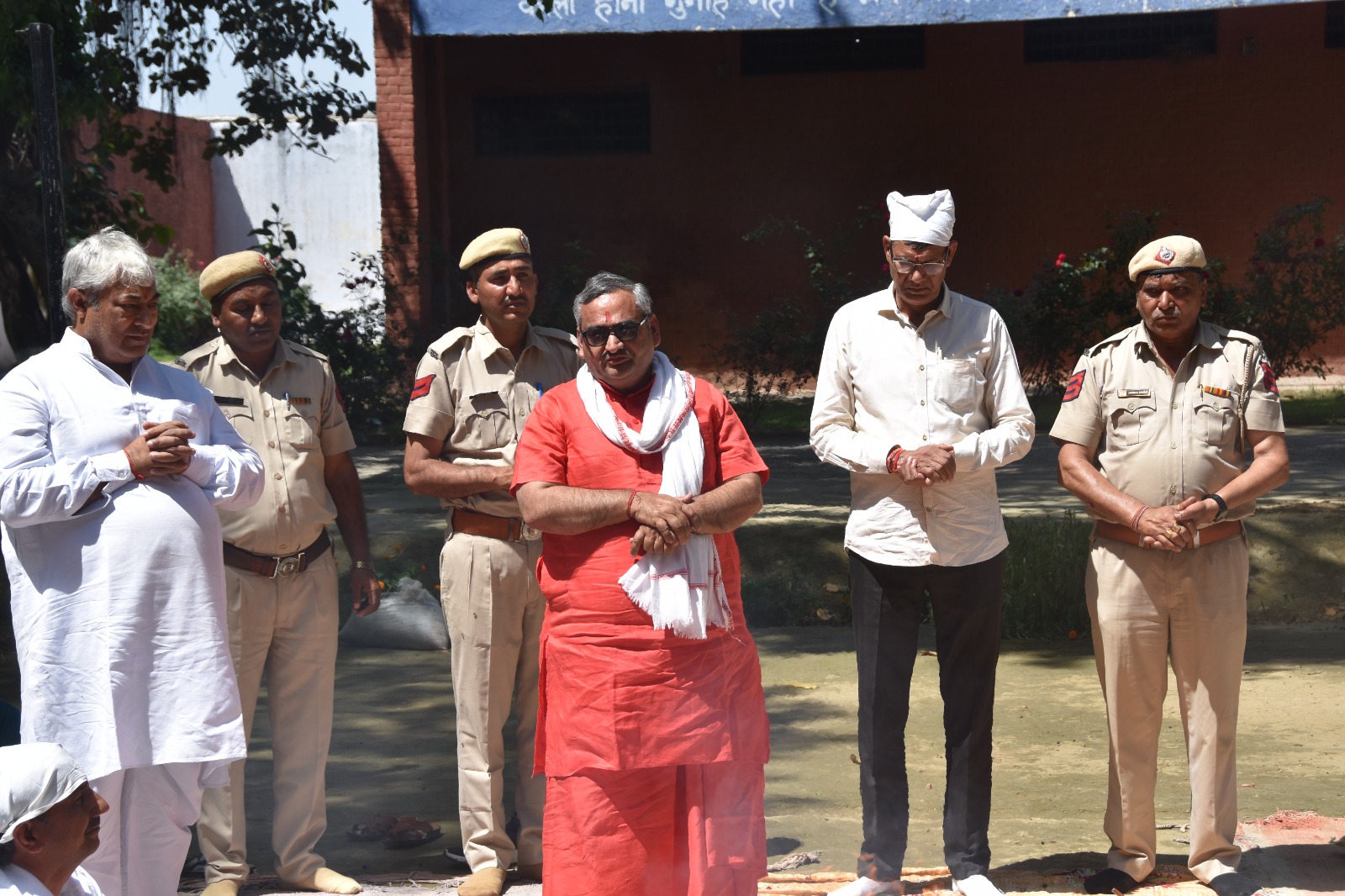 Sonipat: Bhandara organized in District Jail for happiness, peace and brotherhood on full moon day