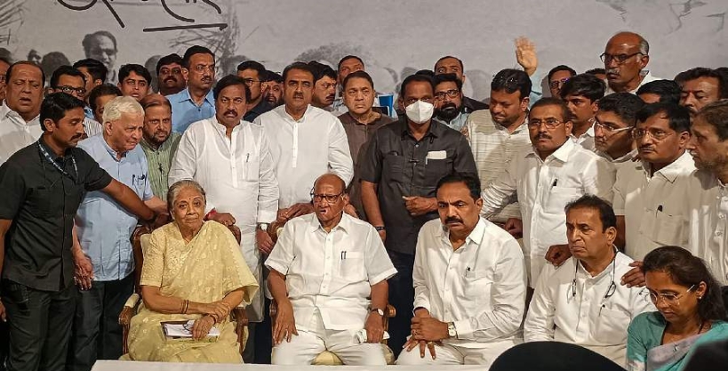 Who will be the new president of NCP: After NCP leader Sharad Pawar, there will be an important meeting of the NCP committee today to elect the new president of the party.
