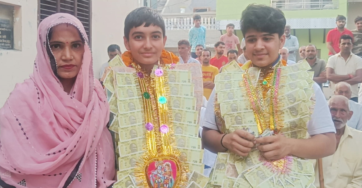 Steps to success: Two panchayats welcomed girl wrestler medal winners