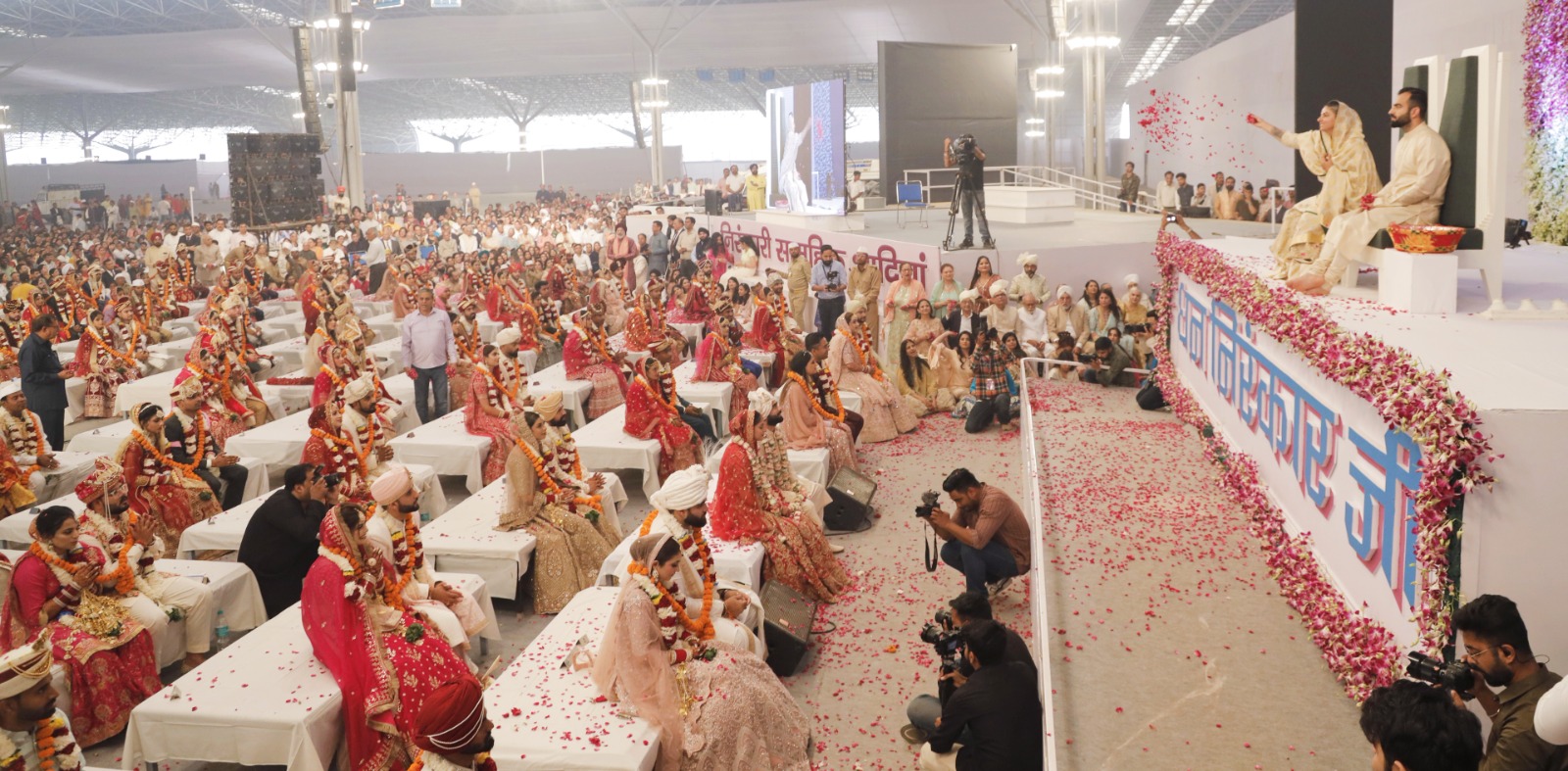 Symbol of simple weddings Nirankari Mission: Household life is the biggest penance: Nirankari Mata Sudiksha Ji Maharaj