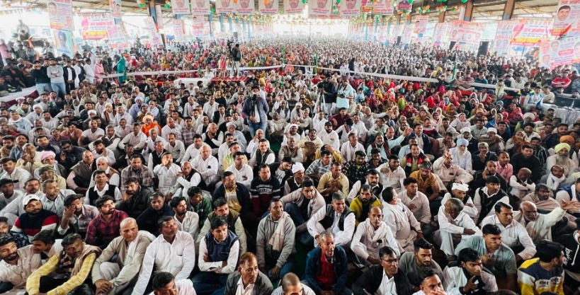 Panipat: State Congress President Udaybhan and MP Deependra Hooda surrounded the government in the public protest rally.