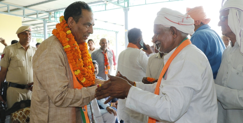 Sonipat: BJP candidate Mohan Lal Badauli participated in the installation festival of Kashyap Rishi's statue.