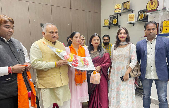 Aam Aadmi Party's women district vice president Pravesh Sehrawat joins BJP