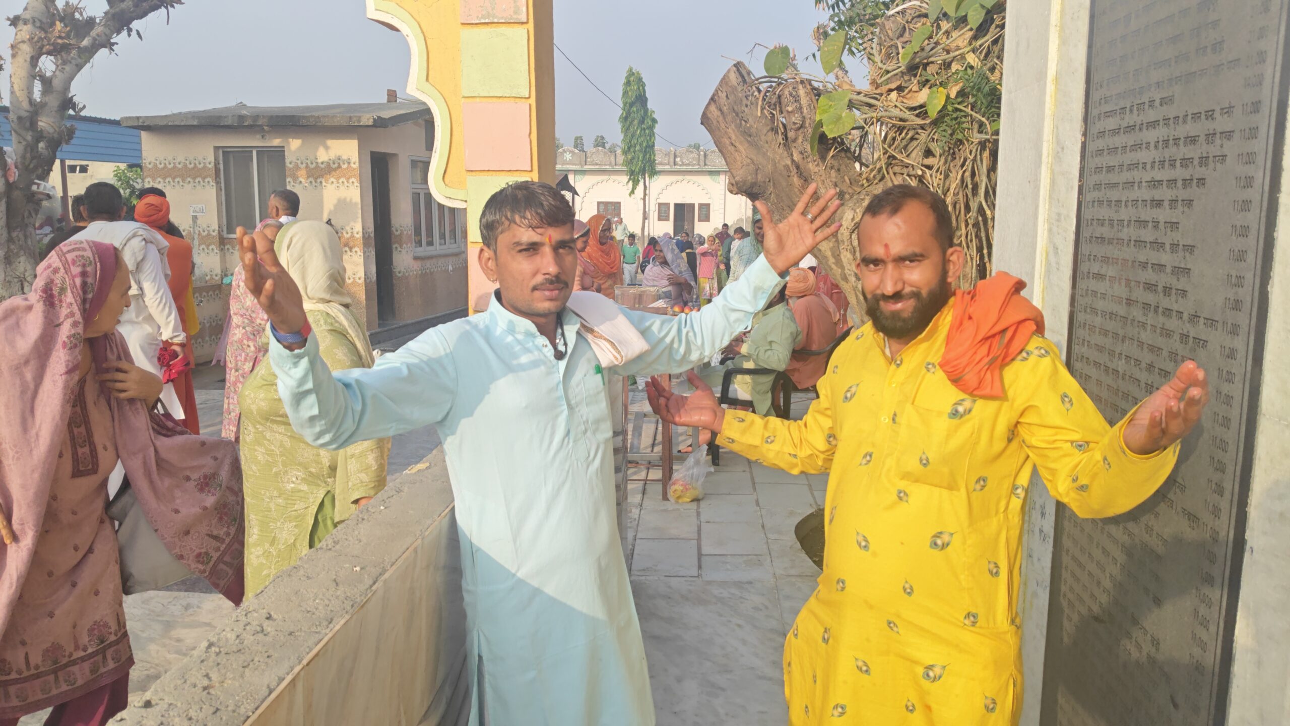 Kartik Purnima: Bathing at Satkumbha Thousands of devotees arrived at the fair