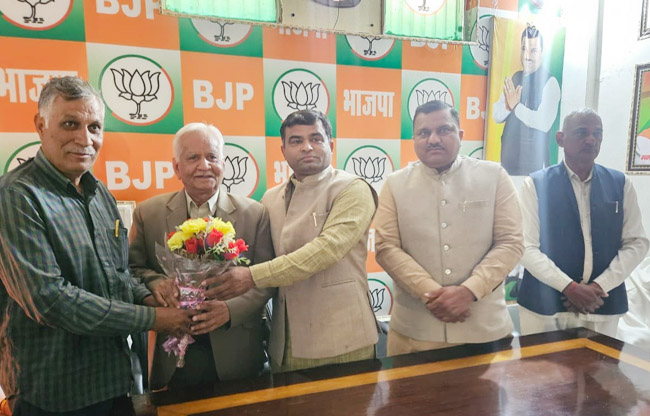 Baroda Mandals meeting, emphasis on Swadeshi and economy