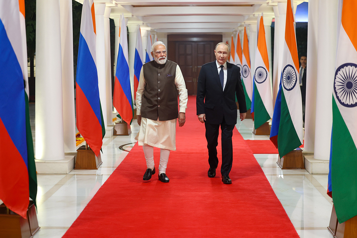Putin's visit to India gives new impetus to relations, Modi gives special welcome at the airport
