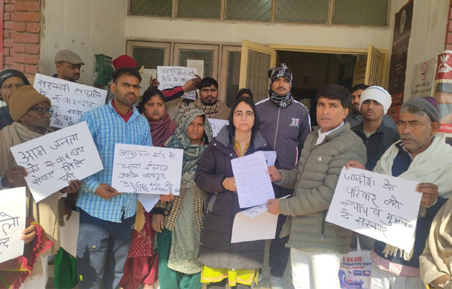 Sonipat: Loot in Ayushman treatment, protest at Civil Hospital over death of patient