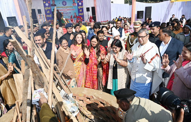 Lohri is a celebration of life, nature and collective happiness: Governor Ashim Kumar Ghosh