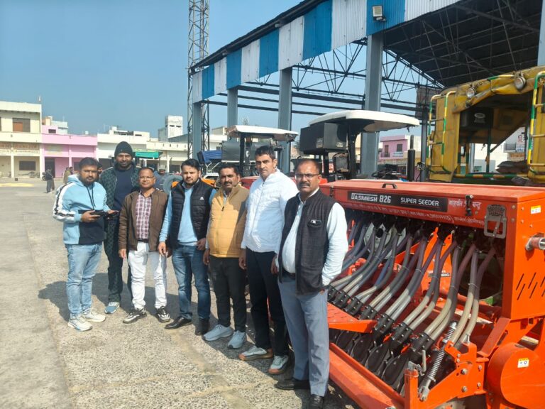 Superseeder agricultural equipment of 72 farmers was inspected.