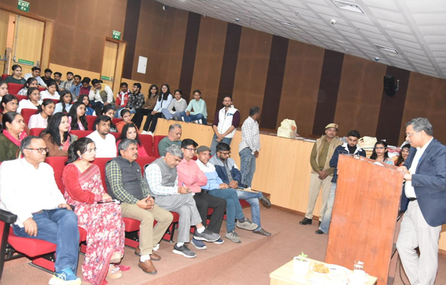 Sonipat: The language of the universe provides solutions to logical analysis problems: Vice Chancellor