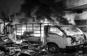 Eight refrigerators burnt in a parked tempo in Vikas Nagar