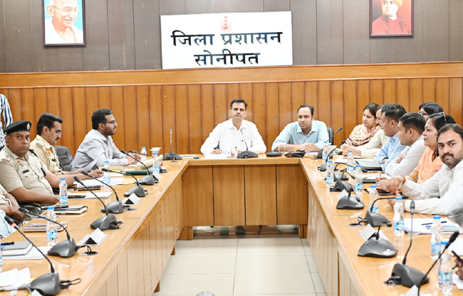 Sonipat: Instructions given to remove illegal encroachments in road safety meeting