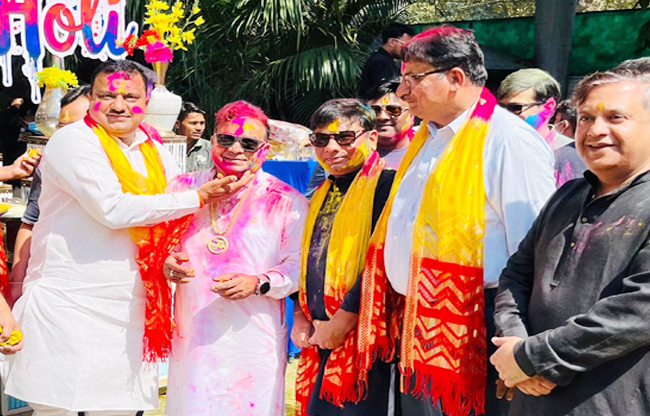 Holi Hai: Sister-in-law showers Kolde on MLA, sends a message of unity with colours