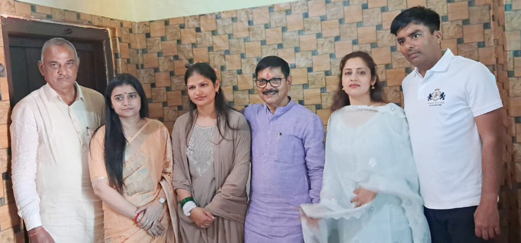 Phanindranath Sharma blessed the wedding ceremony in Dhanana