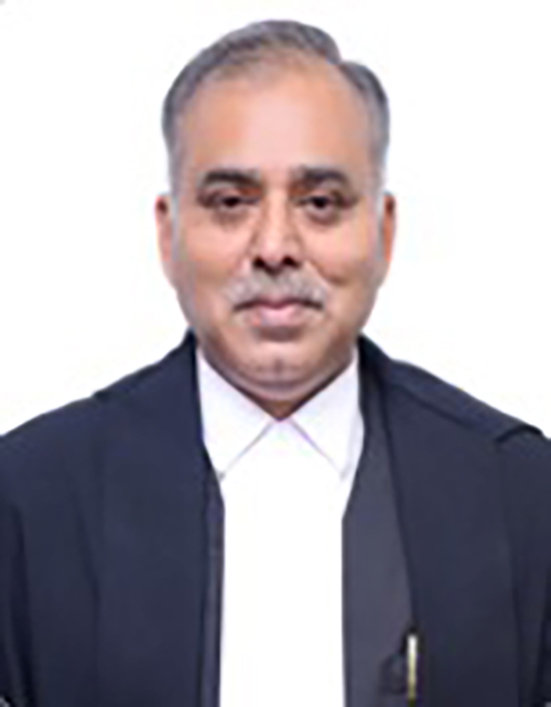 Justice Rajesh Bhardwaj visited the Gohana Bar in Sonipat and placed four key demands of the Bar.