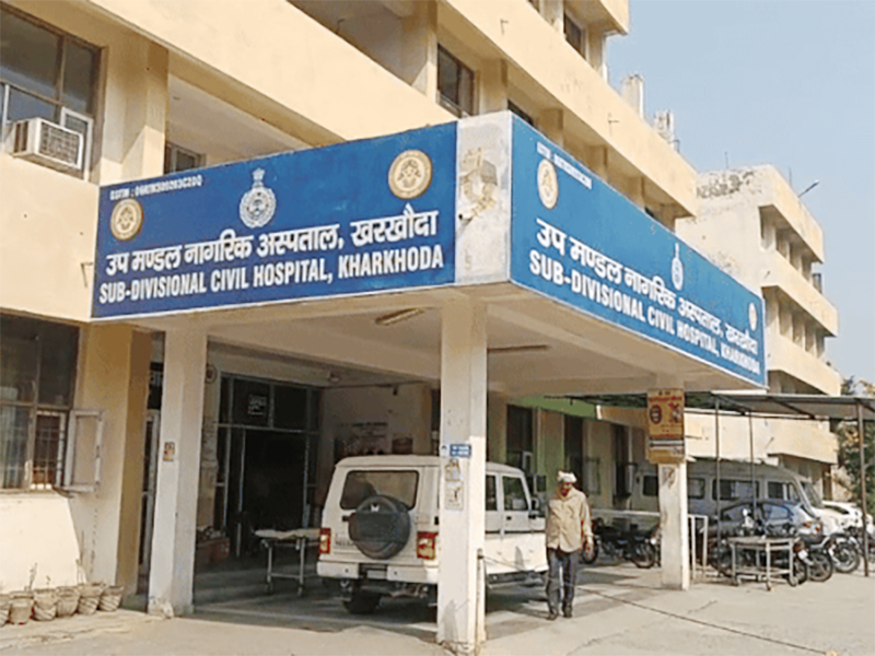 Auto electrician injured in truck collision, referred to PGI Rohtak