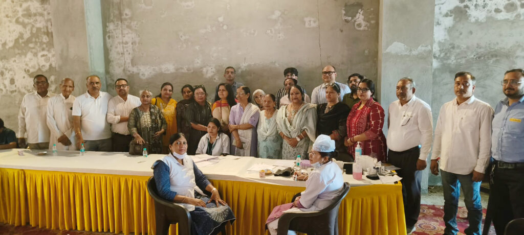 206 patients examined in mega health camp, 10 donated blood