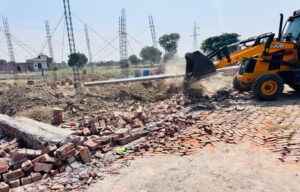 Bulldozer drive launched against illegal colony and construction in Nahri