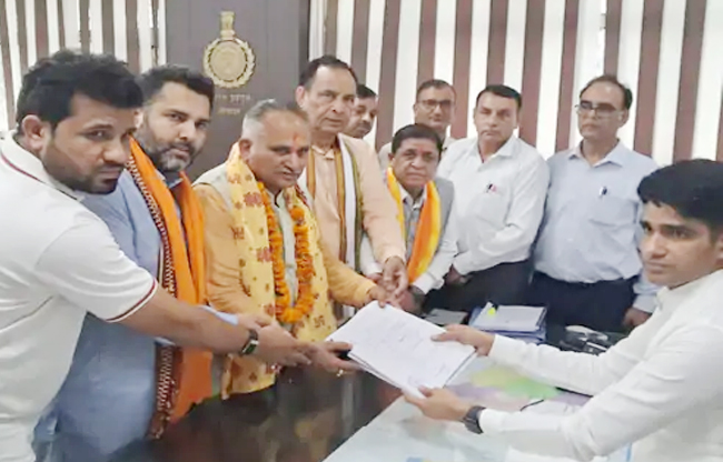 Rajiv Jain files nomination for Sonepat mayoral election, allegations and counter-allegations intensify