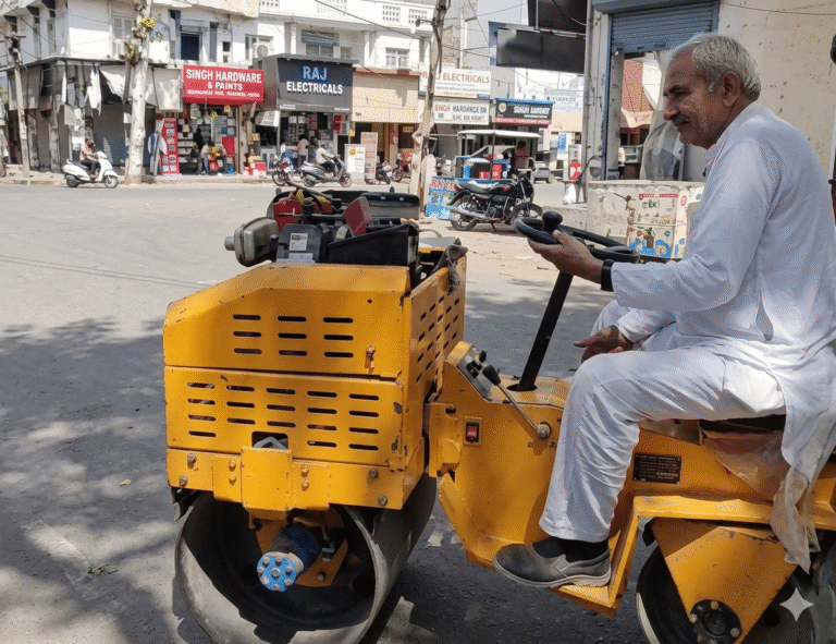 Sonepat Mayoral candidate makes road roller his election symbol as his campaign vehicle