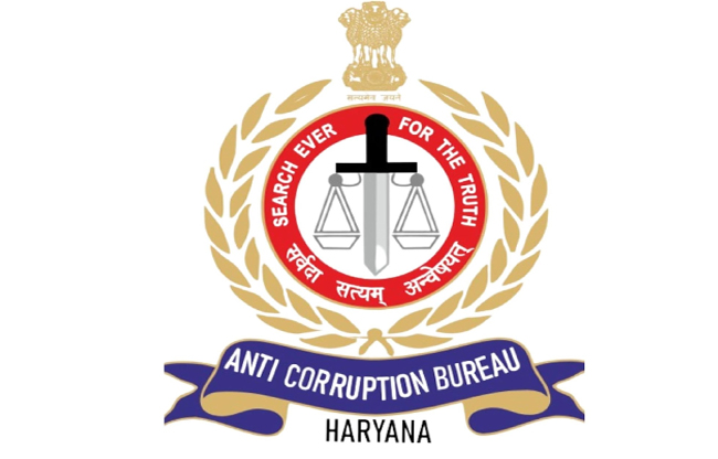 Sonipat Reader arrested red-handed while accepting bribe of Rs 2 lakh