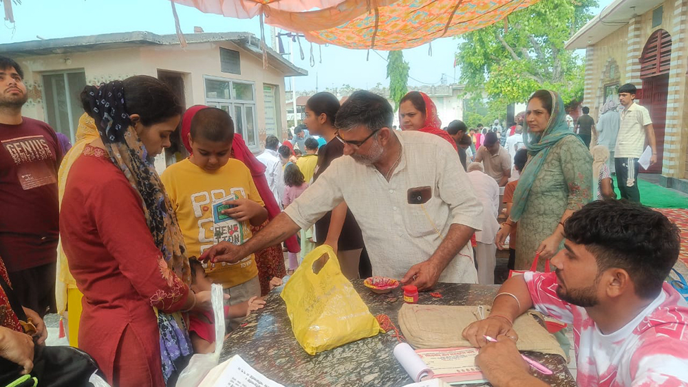 Sonipat: A wave of devotion surged at Satkumbha Dham on Jyeshtha Purnima.