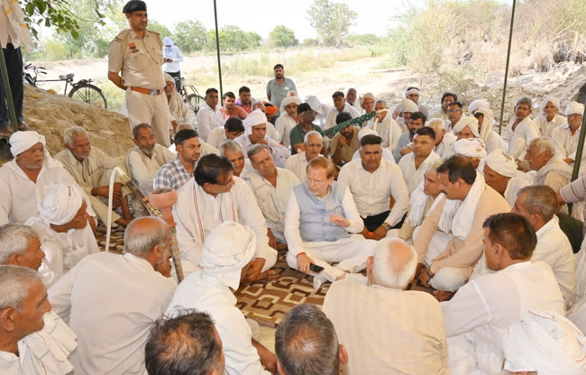 Sonepat Irrigation Minister to meet farmers in Chandigarh, assures solution