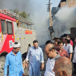 Sonipat Fire breaks out at Kalupur paint factory and bamboo-pole warehouse, causing loss of lakhs
