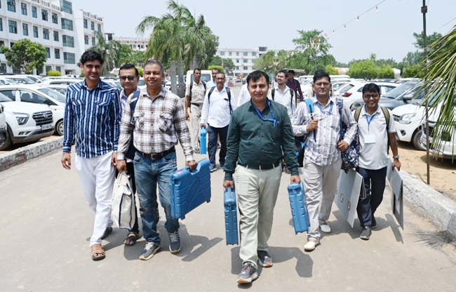 Sonipat Polling parties leave for municipal elections, preparations complete