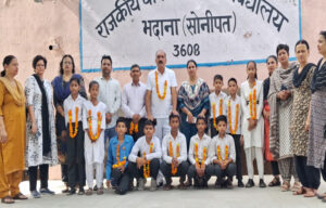 Sonipat Ten students selected in the state level Yoga Olympiad were honored. Gjd News