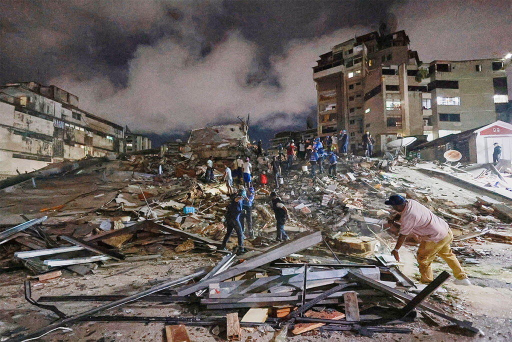 Massive earthquake wreaks havoc in Venezuela: ground swayed like a boat, buildings collapsed, fears of thousands of deaths.