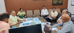 Mayor Rajiv Jain takes a tough stance on negligence in garbage collection; warns JBM company of action.