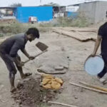 Raids conducted on Ghevar sellers in Sonipat; 13 samples sealed, 28 kg of Ghevar destroyed. Gjd News (2)