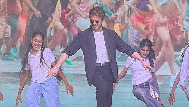 Shah Rukh Khan's golden journey began 34 years ago; he became the 'Badshah' of Bollywood with his very first film.