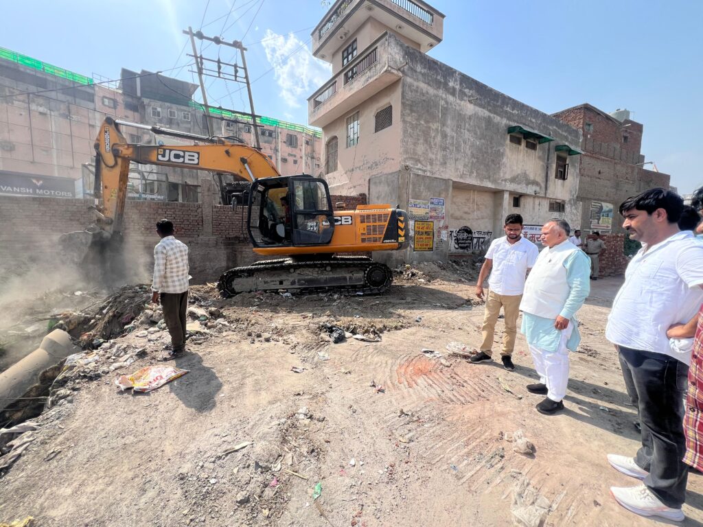 Incomplete work on Drain No. 6 resumes, aiming to be completed within two months