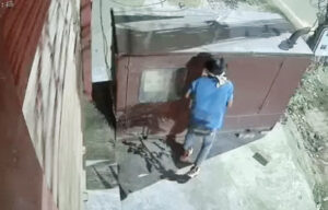 Sonipat Generator battery stolen near Police Lines; incident captured on CCTV.