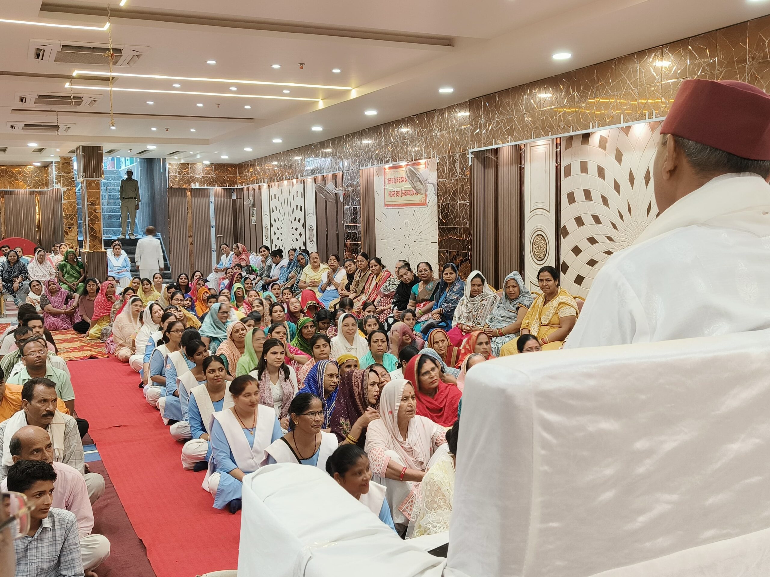 The oneness of the devotee and the Divine is true religion Saint Mahadev Kudiyal