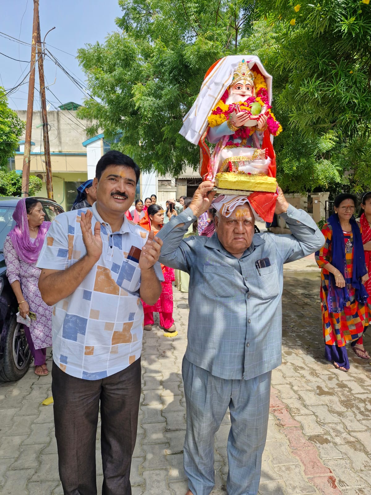 Chalihā Mahotsav of Lord Jhulelal—the incarnation of Varuna—begins; the Sindhi community will conduct religious rituals for 40 consecutive days.