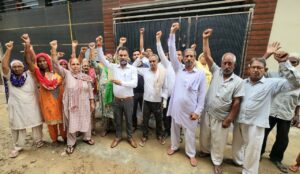 Devendra Gautam outraged over basic issues in Vishal Nagar; demands immediate action from the administration.