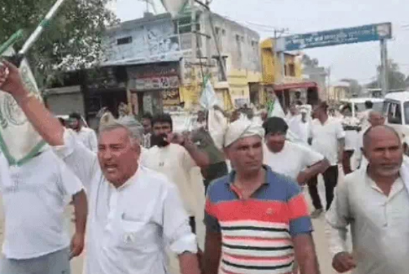 Sonipat: Farmers protest against the Free Trade Agreement and the arrest of Chaduni.