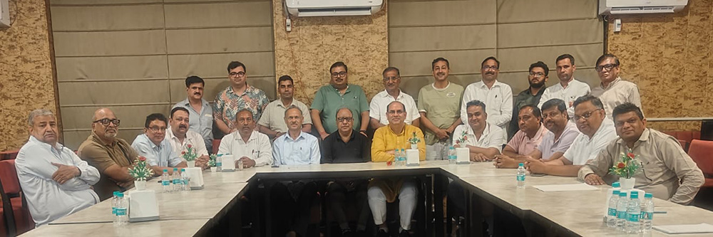 Haryana fertilizer dealers appeal to the government: Demand for reconsideration of the Urea-DAP distribution policy.