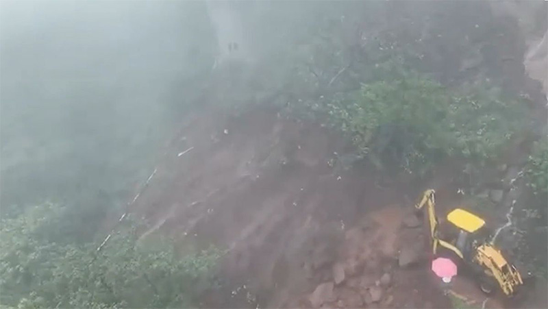 Maharashtra battered by heavy rains: Landslide on Mumbai-Pune Expressway; both major routes closed.