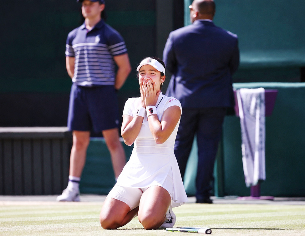 Major upset at Wimbledon: Iga Swiatek defeated; history made.