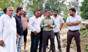 Obstruction at Agwanpur underpass to be cleared; Railway team arrives to shift power lines.