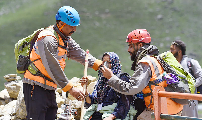 Size of Amarnath ice Shivling shrinks rapidly: 56,000 pilgrims have paid obeisance to 'Baba Barfani' in three days; pilgrimage continues.
