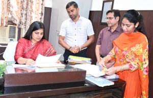 Sonipat Deputy Commissioner inspects District Treasury Office; issues instructions regarding double-lock security arrangements.